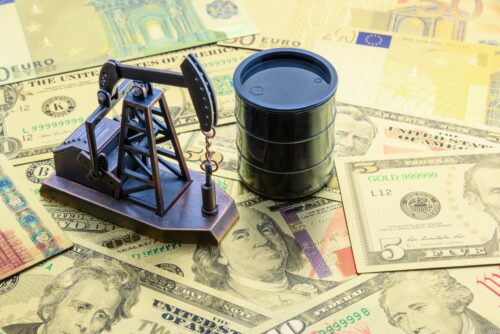 Будет ли обвал рубля в августе? Прогноз доллара, евро, нефть - новости.